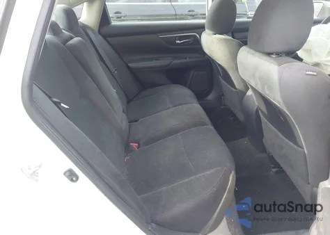 2015 Nissan Altima 2.5 S z USA, uszkodzony, nr VIN 1N4AL3AP6FC439242